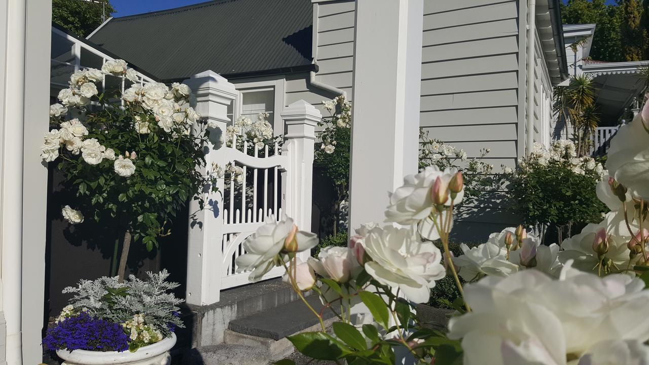 Historic Colenso Cottage Napier Bagian luar foto