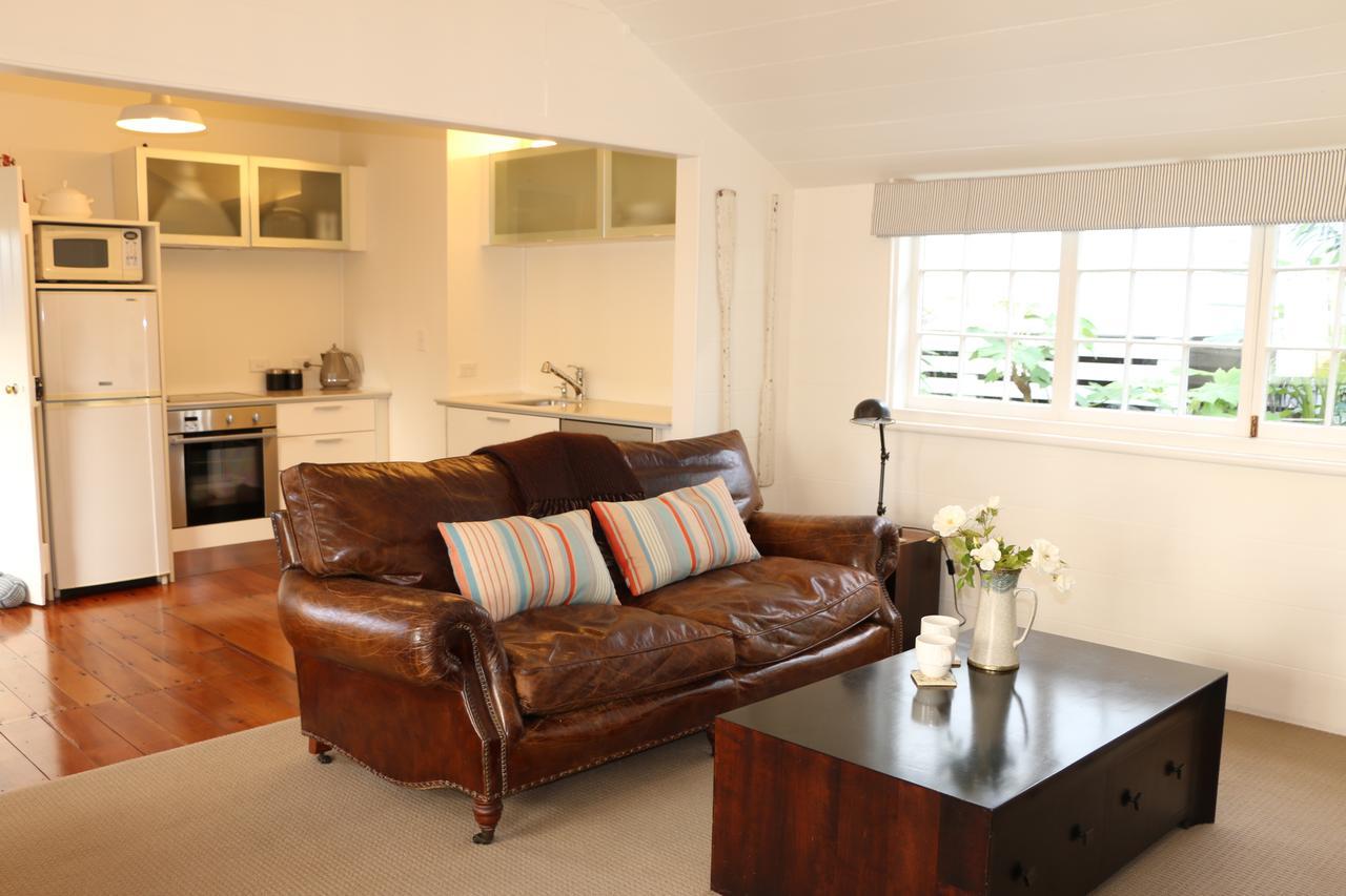 Historic Colenso Cottage Napier Bagian luar foto