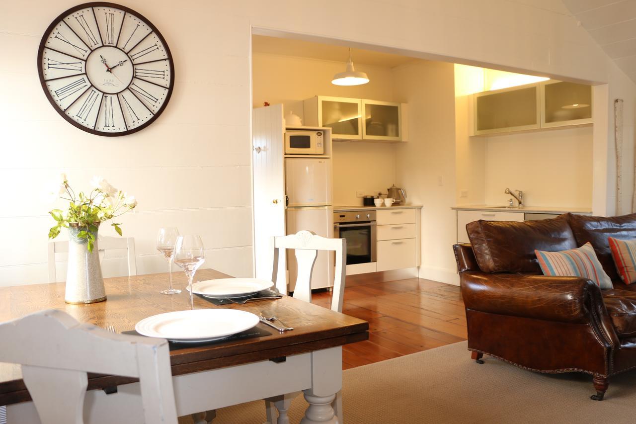 Historic Colenso Cottage Napier Bagian luar foto